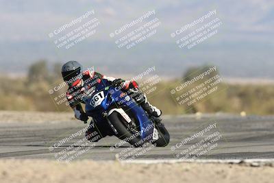 media/Dec-07-2025-CVMA (Sun) [[3e7d2de5dc]]/Race 8-Middleweight Shootout/